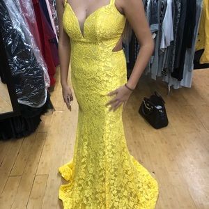 Size 4 Le Femme Yellow Prom Dress